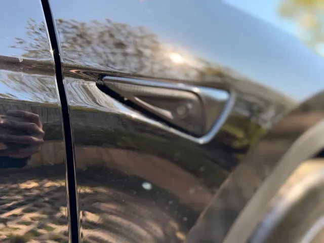 Tesla Model Y — Фото автомобиля 16