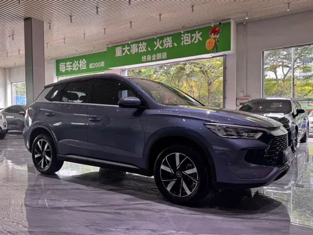 BYD Song Pro — Фото автомобиля 3
