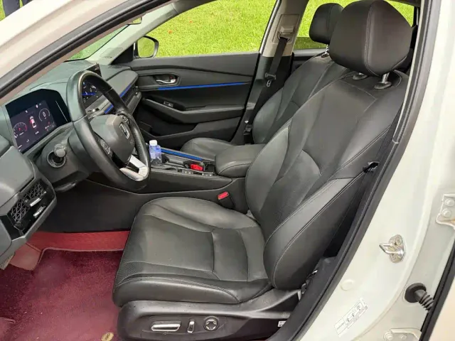Honda Accord — Фото автомобиля 8