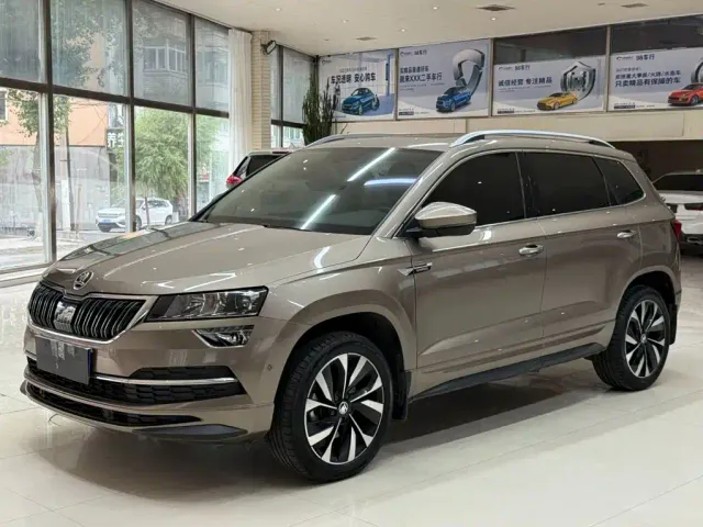 Фотография автомобиля — Skoda Karoq