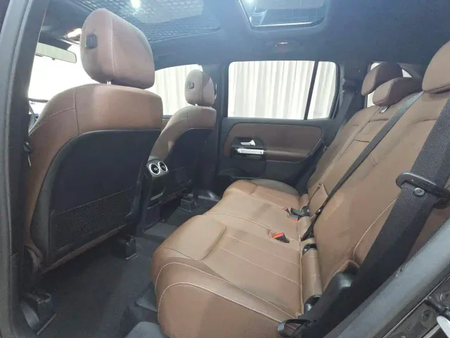 Mercedes-Benz GLB-Class — Фото автомобиля 11