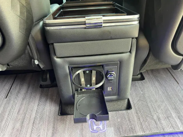 Honda Odyssey — Фото автомобиля 22