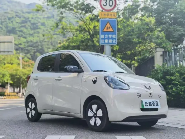 Wuling Hongguang Mini EV — Фото автомобиля 3