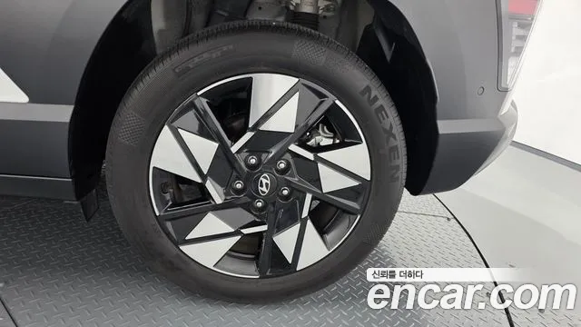 Hyundai Kona Inspiration — Фото автомобиля 4