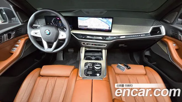 BMW X7 — Фото автомобиля 6