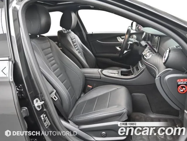Mercedes-Benz E-Class W213 — Фото автомобиля 10