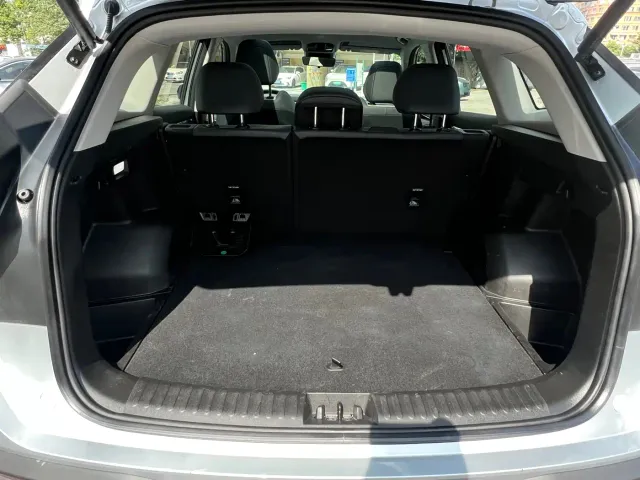 Geely Boyue L — Фото автомобиля 24
