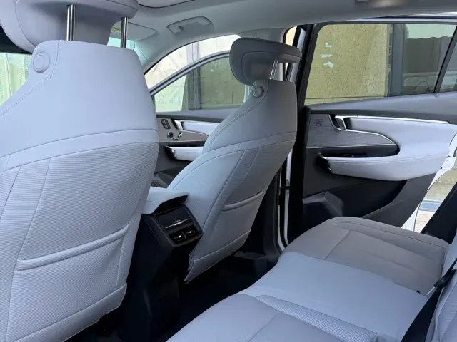 Buick Buick E5 2023 Premium Standard Range Edition — Фото автомобиля 4