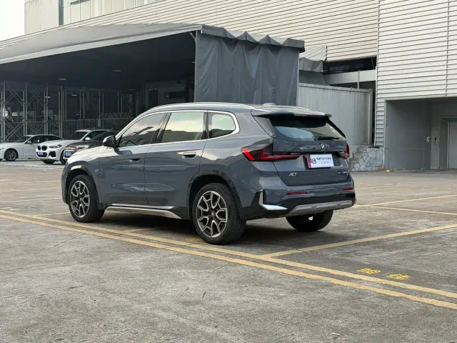 BMW X1 — Фото автомобиля 14
