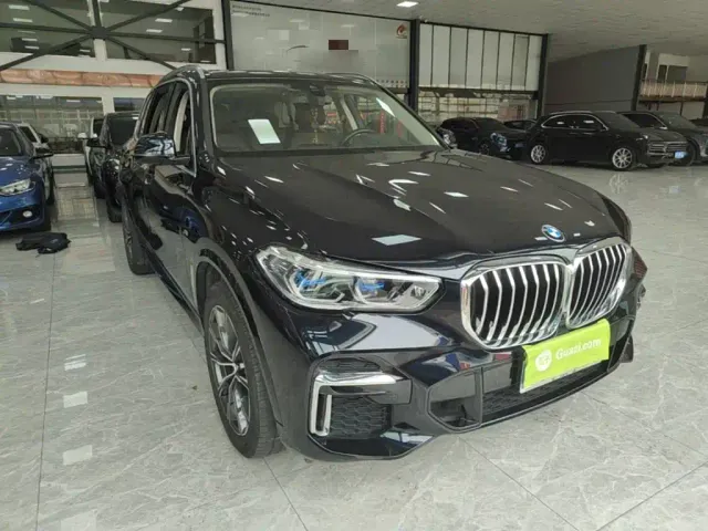 BMW X5 — Фото автомобиля 3