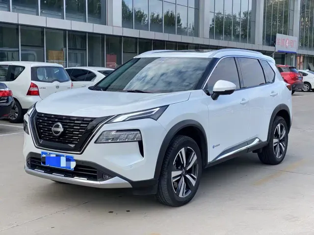 Фотография автомобиля — Nissan X-Trail