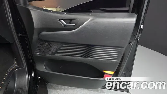 Hyundai Staria Staria L3.5 Lounge 9 мест — Фото автомобиля 23