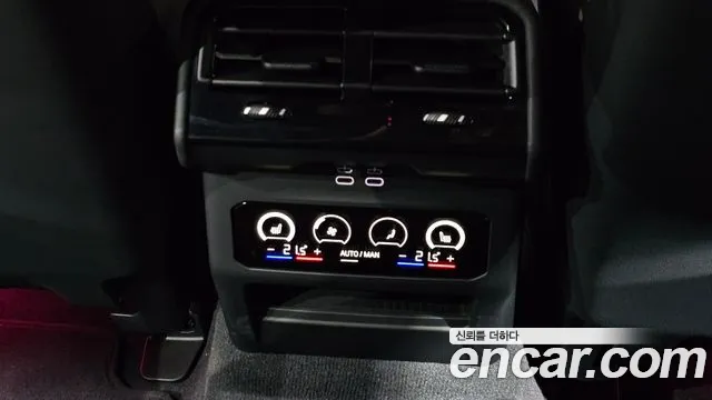 BMW M5 — Фото автомобиля 30