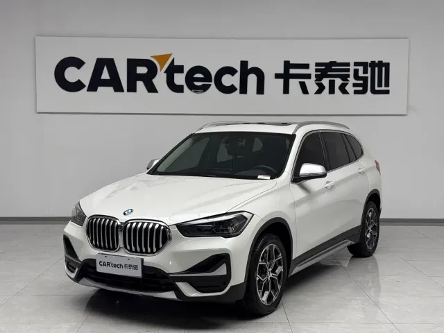 Фотография автомобиля — BMW X1