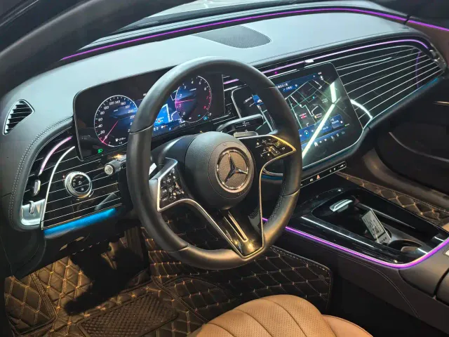 Mercedes-Benz E-Class — Фото автомобиля 8