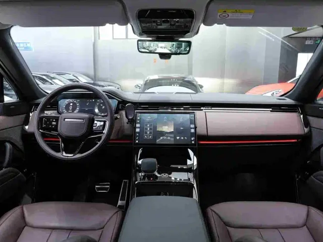 Land Rover Range Rover Sport — Фото автомобиля 6