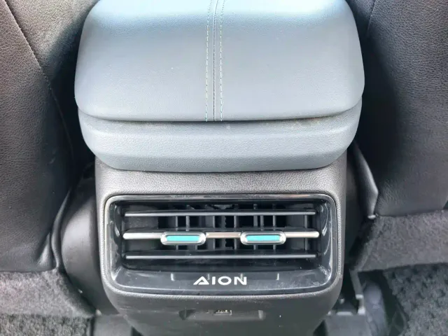 GAC Aion Y — Фото автомобиля 15