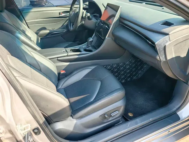 Toyota Avalon — Фото автомобиля 4
