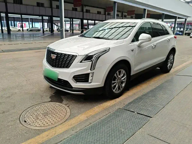 Фотография автомобиля — Cadillac XT5