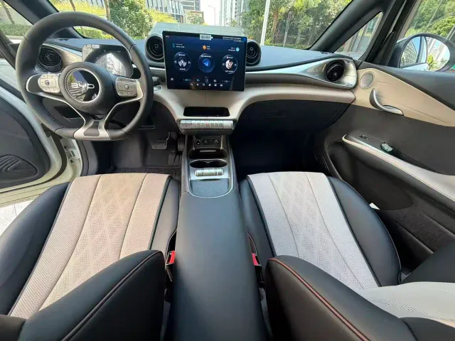 BYD Dolphin — Фото автомобиля 9