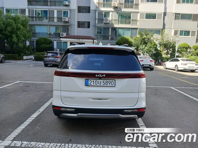 Kia Canival Carnival 4 поколение Бензин 9 мест Noblesse — Фото автомобиля 2