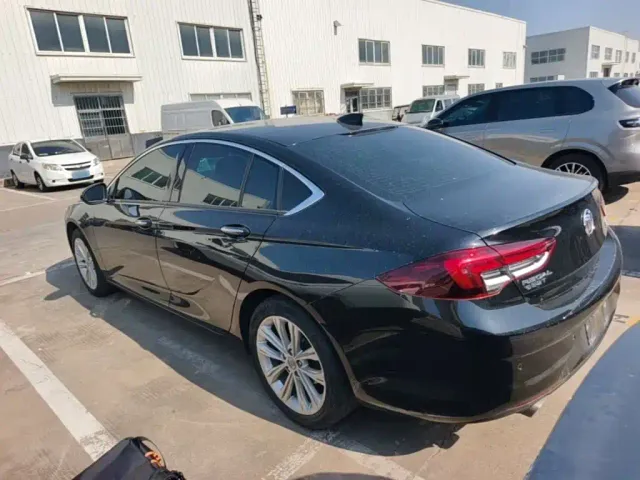 Buick Regal — Фото автомобиля 4