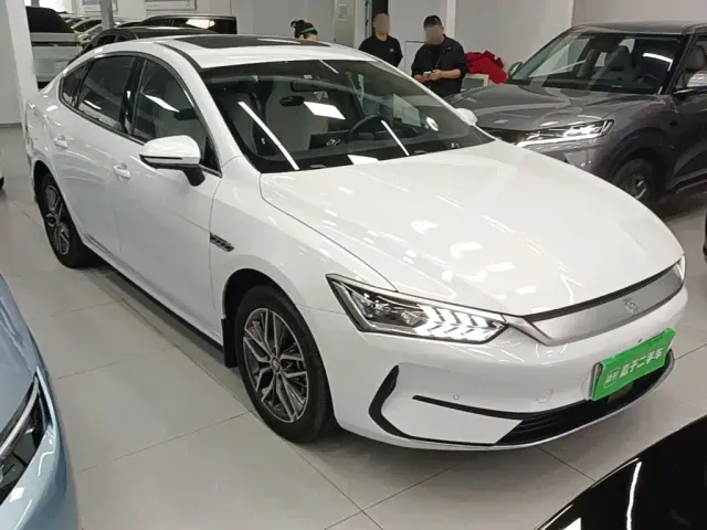 BYD Qin PLUS — Фото автомобиля 3