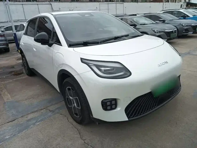 GAC Aion UT — Фото автомобиля 3