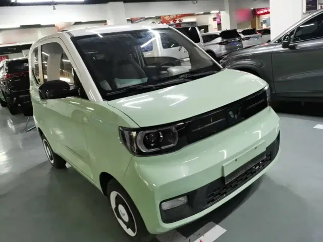 Wuling Hongguang Mini EV — Фото автомобиля 3