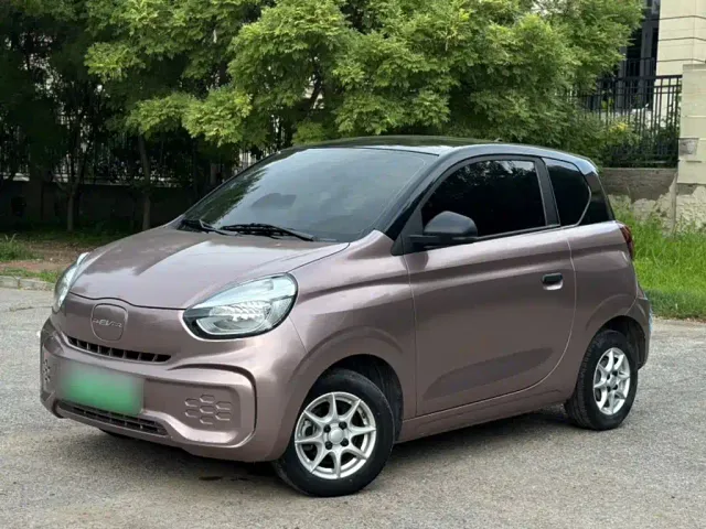 Roewe Clever — Фото автомобиля 3