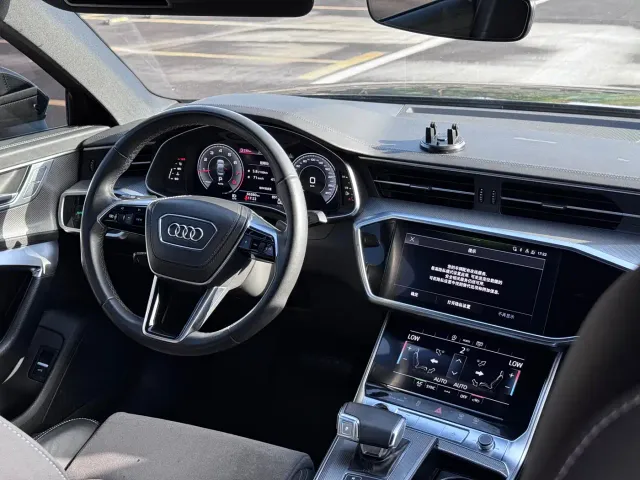 Audi A6L — Фото автомобиля 13