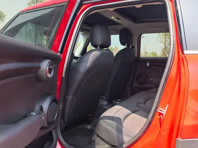 MINI Hatch — Фото автомобиля 6