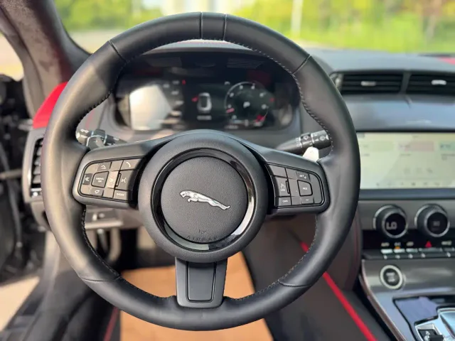 Jaguar F-Type — Фото автомобиля 6