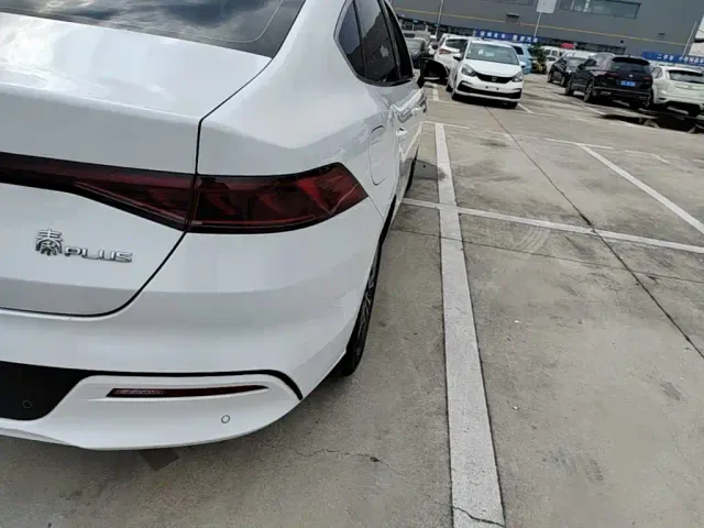 BYD Qin PLUS — Фото автомобиля 7