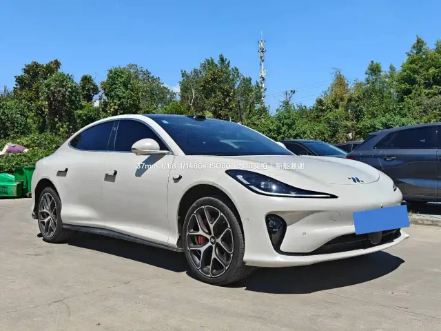 IM Motors L6 — Фото автомобиля 3