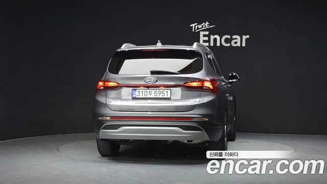 Hyundai Santafe Новый Santa Fe Дизель 2.2 2WD — Фото автомобиля 4