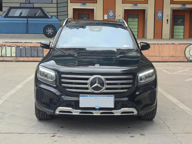 Mercedes-Benz GLB-Class — Фото автомобиля 2