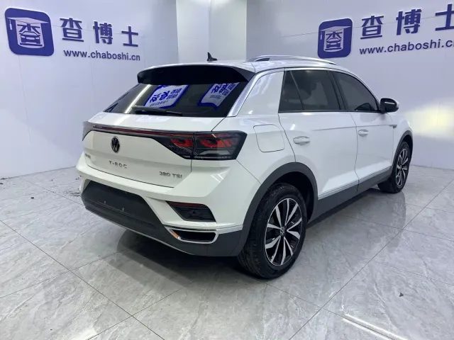 Volkswagen T-Roc — Фото автомобиля 19