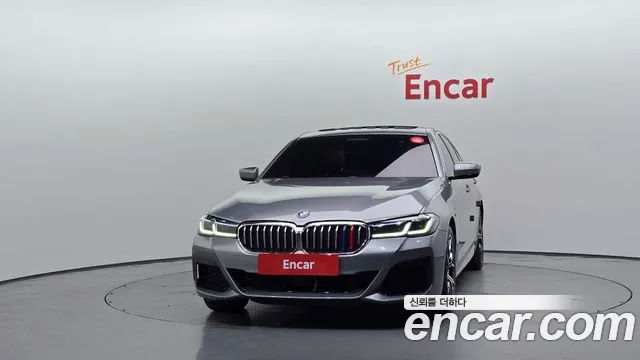 BMW 5-Series 5 серия (G30) — Фото автомобиля 3