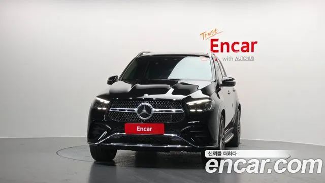 Mercedes-Benz GLE-Class — Фото автомобиля 3