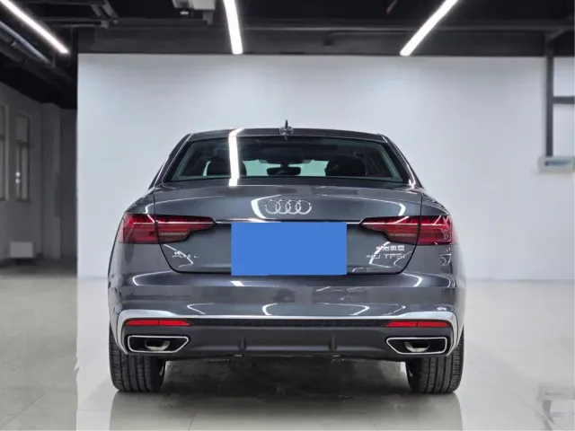 Audi A4L — Фото автомобиля 3
