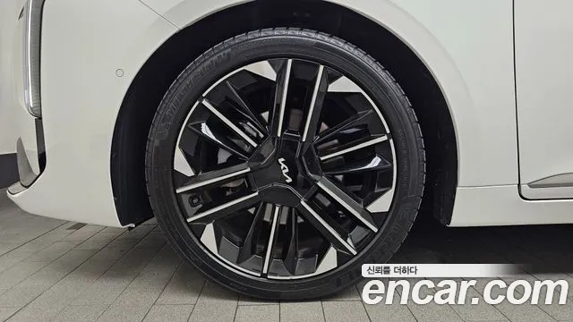 Kia K8 (New) Hybrid — Фото автомобиля 5