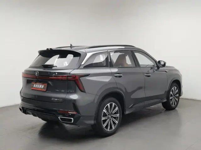 Changan CS75 Plus — Фото автомобиля 2