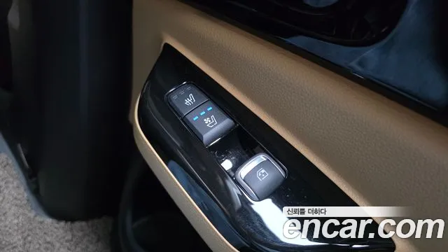 Kia Canival Carnival 4 поколение Дизель 9 мест Signature — Фото автомобиля 19