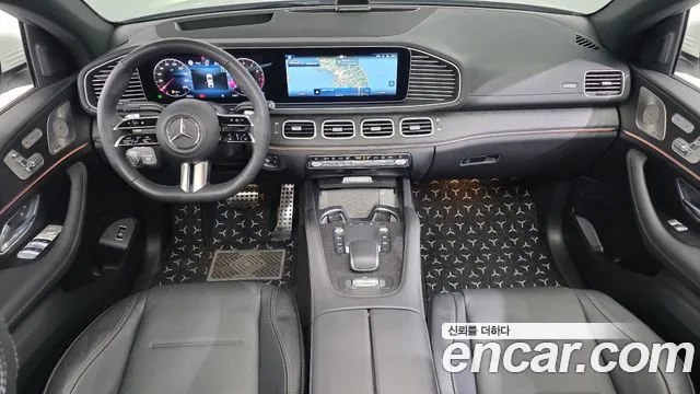 Mercedes-Benz GLE-Class — Фото автомобиля 6
