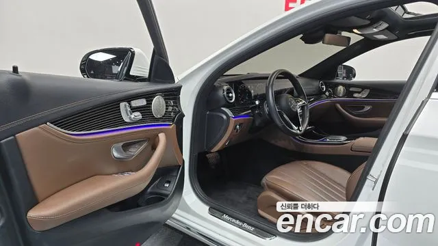 Mercedes-Benz E-Class W213 — Фото автомобиля 10