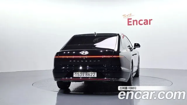 Hyundai Grandeur GN7 — Фото автомобиля 3