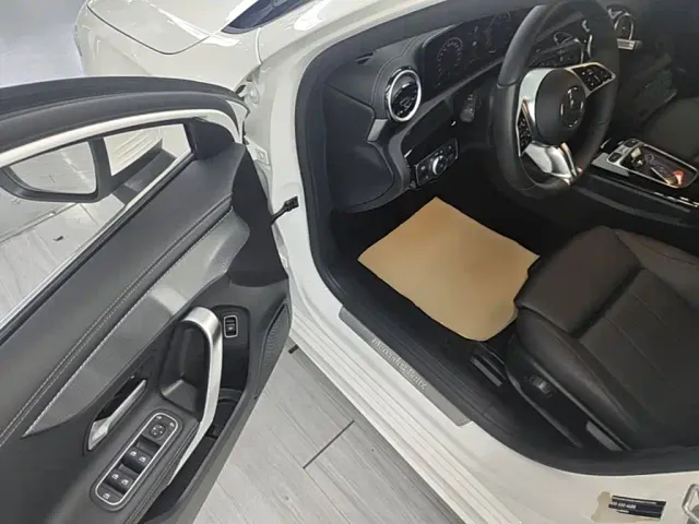 Mercedes-Benz A-Class — Фото автомобиля 15