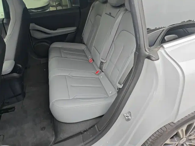 Nio ET5 Touring — Фото автомобиля 16