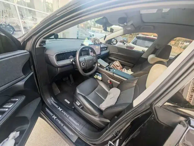 Xpeng G6 — Фото автомобиля 4